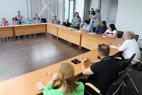 fogadj_orokbe_kozterulet_230525ml-3.jpg